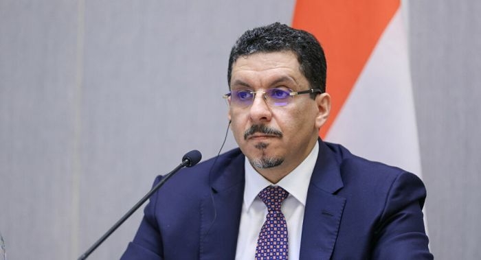 بن مبارك يعلن استقالته من رئاسة الوزراء