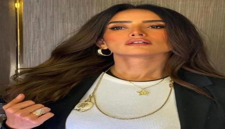 الفنانة زينة تحدث ضجة بفيديو احتفالها بعيد ميلادها