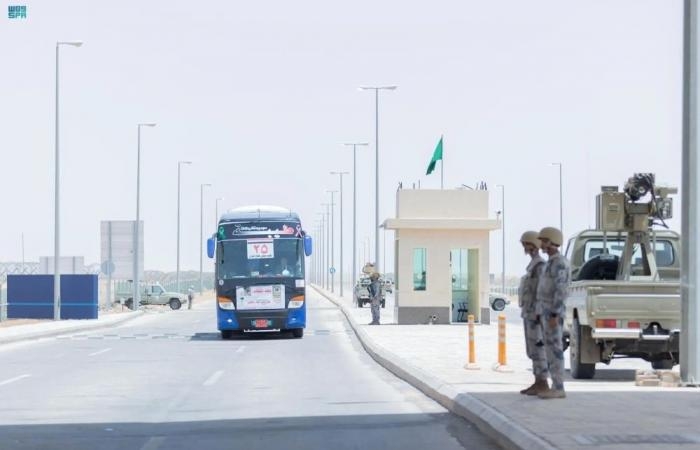1332 حالة ضبط للممنوعات بالمنافذ
