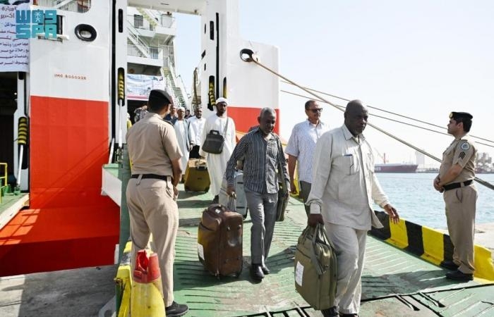 ميناء جدة يستقبل أولى طلائع الحجاج السودانيين