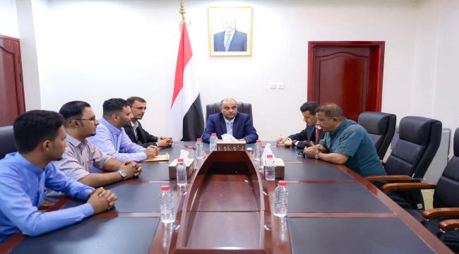 مبادرات شبابية مجتمعية على طاولة رئيس الوزراء اليمني