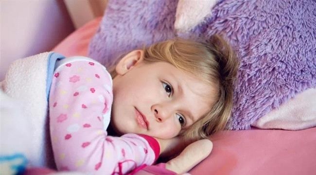 طبيب يحذر.. النوم في هذا الوقت يسبب 4 مشكلات صحية خطيرة