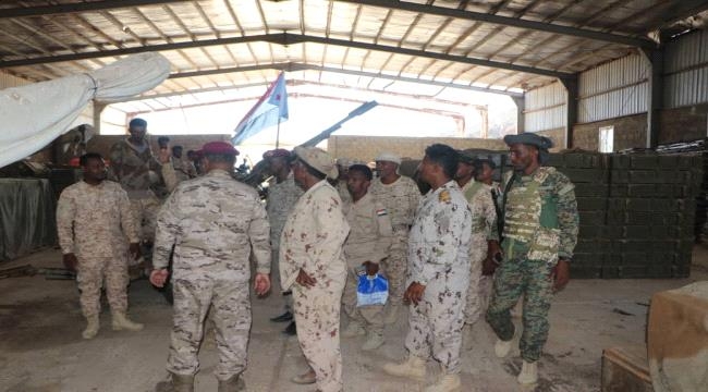 قيادة اللواء الأول مشاة بحري سقطرى تتفقد أعمال صيانة الآليات الأسلحة
