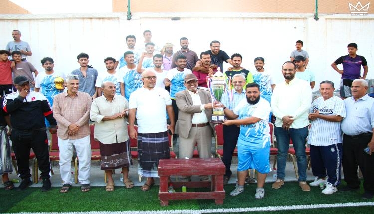 إدارة الاطفاء تتوج بكأس بطولة الهيئة العامة للطيران المدني والأرصاد الكروية