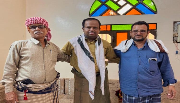 نقابة الصحفيين الجنوبيين بشبوه تزور جريح حرب تحرير بيحان عبدالكريم البرحي