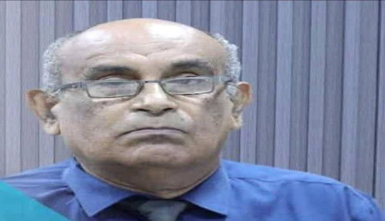 وفاة أستاذ النحو في جامعة عدن البروفيسور هاني عبدالكريم فخري