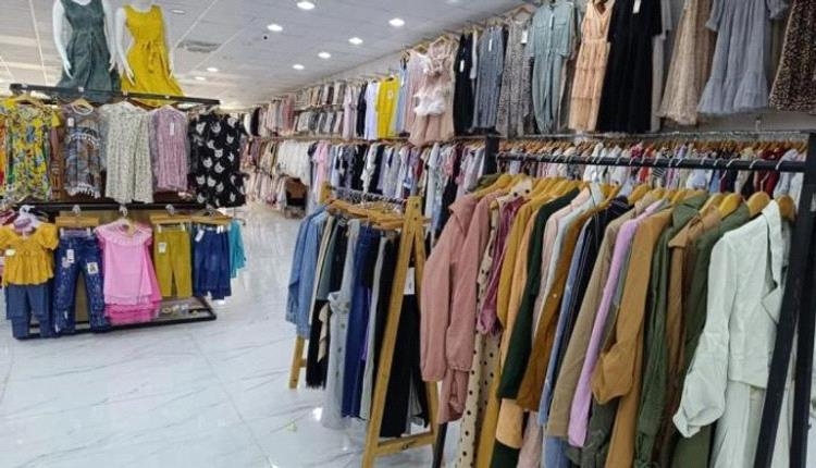 من الأضاحي إلى الملابس.. الغلاء يسرق فرحة العيد في اليمن