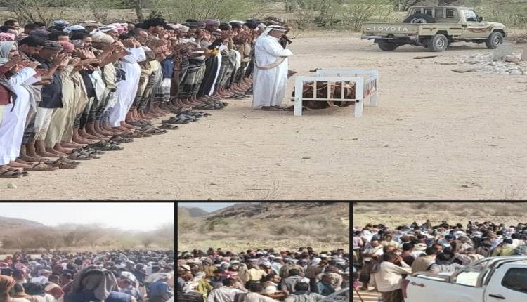 شبوة .. جموع غفيرة تشيع جثمان الفقيد الدكتور سالم بن سريع