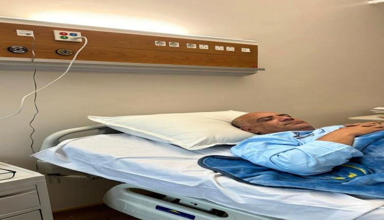 الوزير باذيب يخضع للعناية الطبية الفائقة