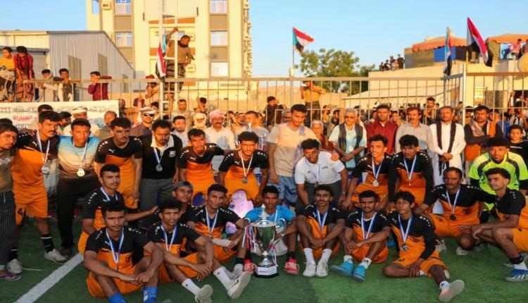 شباب عياذ يُتوّج بطلاً للمرة الأولى ختام النسخة الذهبية الثالثة لدوري شهداء الجنوب 2025