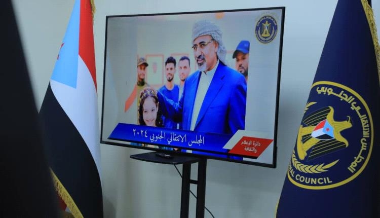 معرض "كاميرا الجنوب" يكشف الكواليس السياسية والإنسانية للانتقالي في عام مفصلي (2024) !