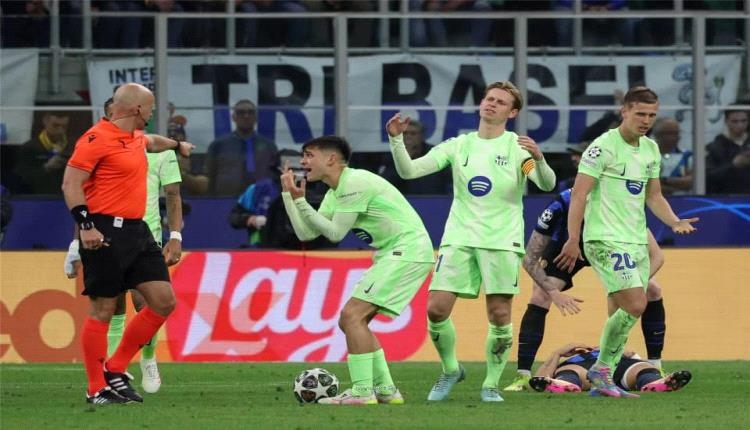 يويفا يتجاهل احتجاجات برشلونة