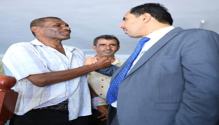 الوزير البكري يعزي في وفاة نجم المنتخبات الوطنية السابق عبدالله مكيش