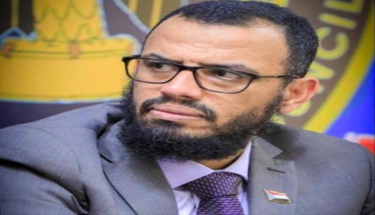 هاني بن بريك : ردوا عليهم ولا تلتفتوا لجنسيتهم