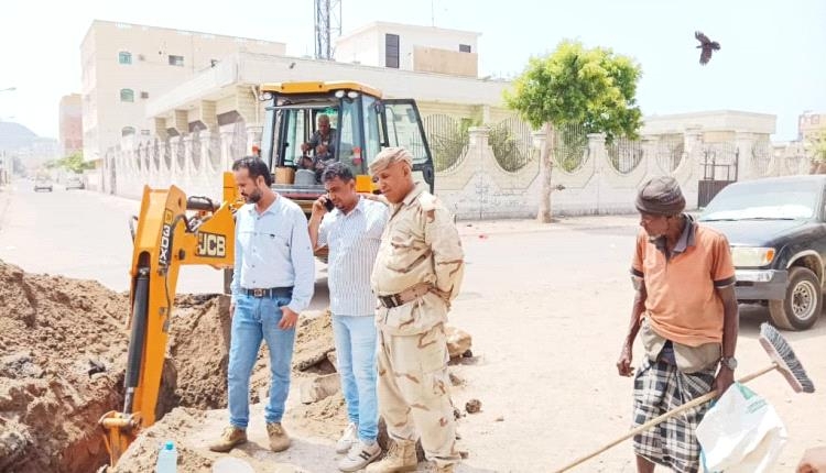 إصلاح كسر بأنبوب الصرف الصحي مقابل سنترال البريقة