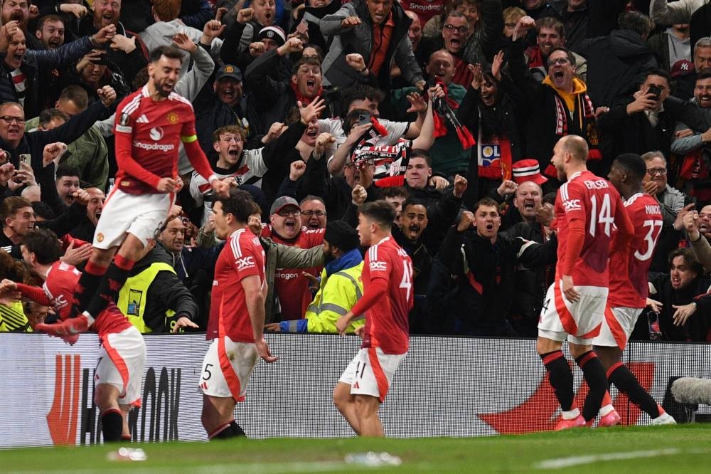 مانشستر يونايتد يقصي ليون بخماسية ويصعد لنصف نهائي الدوري الأوروبي