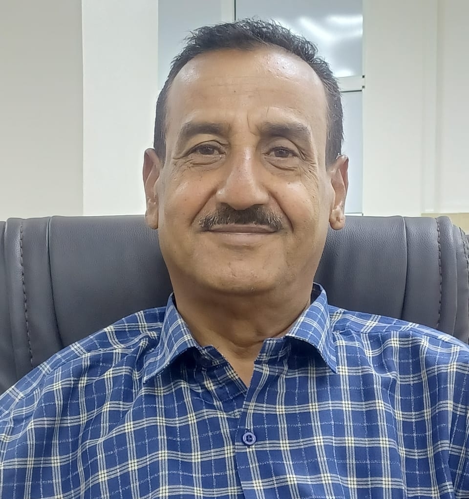 صحافي: عدن صارت عاصمة منكوبة وأبناؤها تقلص حلمهم إلى محافظ و3 ساعات كهرباء