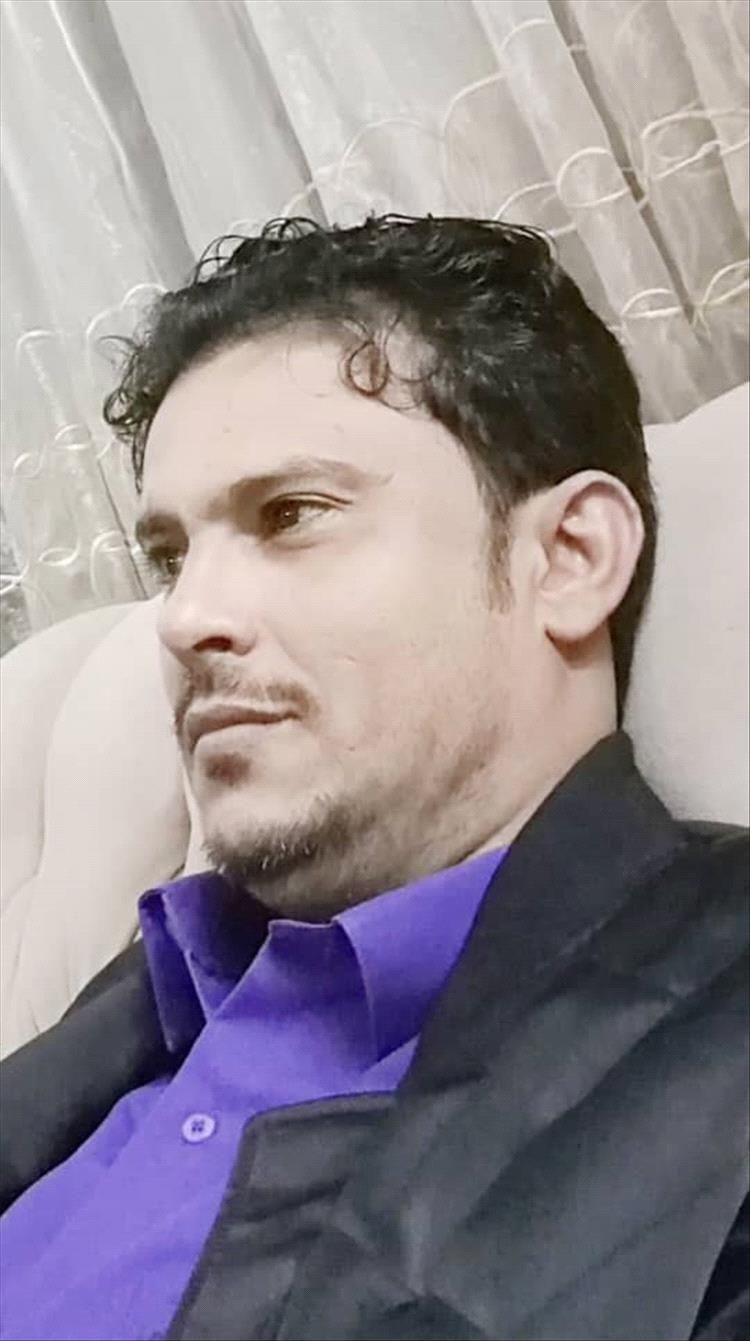 وجدي السعدي يتساءل: هل هناك صفقة سياسية لعودة حميد الأحمر إلى صنعاء؟