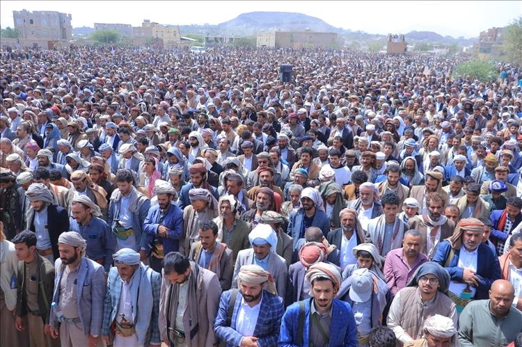 آلاف المشيعين في صنعاء يودّعون الشيخ ناجي جمعان إلى مثواه الأخير بعد رحلة وطنية حافلة