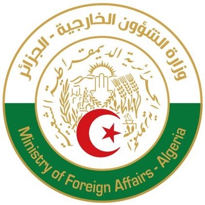 Mr. Attaf pays courtesy visit to outgoing Lebanese PM