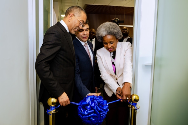 SLB Inaugurates Performance Center in Africa
