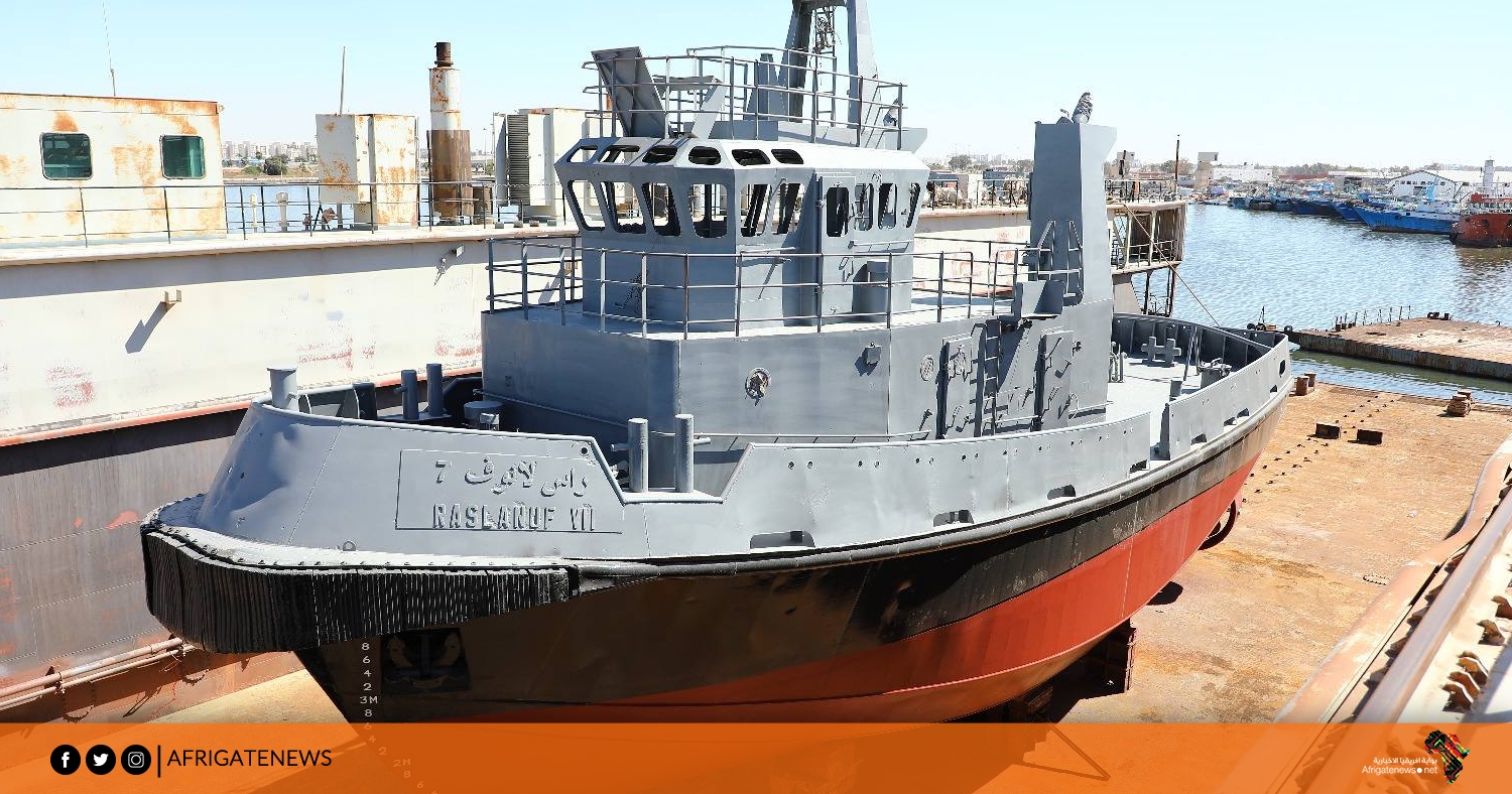 إعادة تأهيل القاطرة 'رأس لا نوف' في ميناء جليانة: خطوة نحو استعادة الكفاءة البحرية