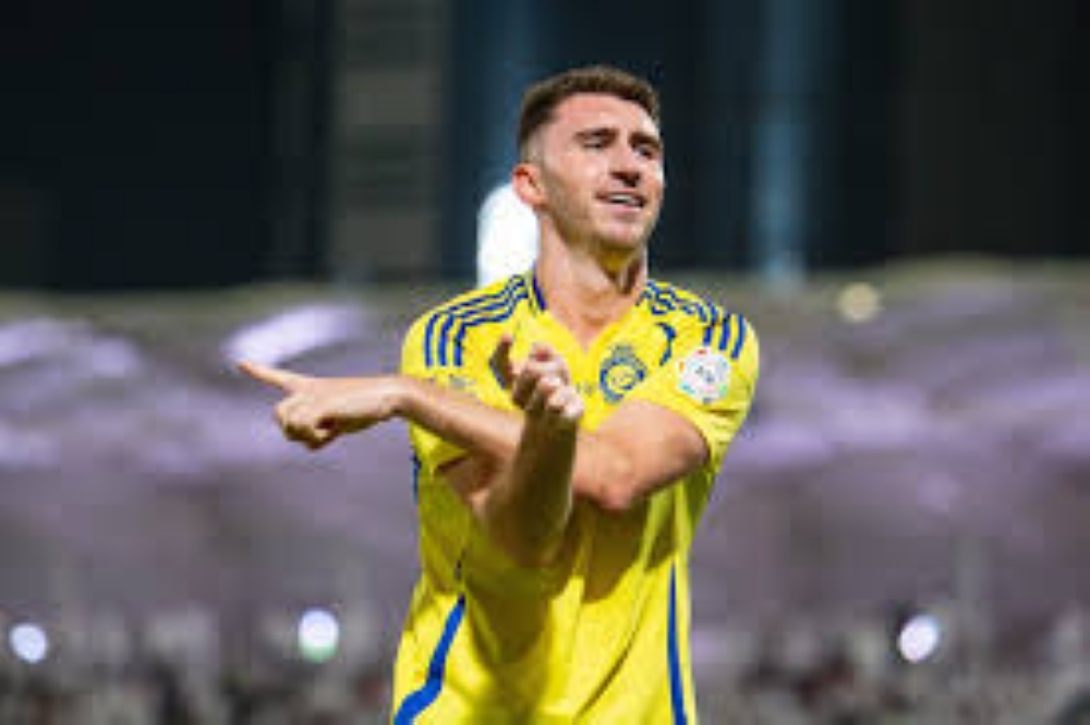 تساؤلات حول عودة أوتافيو ولابورت لمعسكر النصر رغم استبعادهما