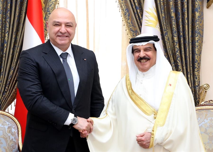 بيان مشترك – عون والملك حمد: دعمٌ ثابت للبنان… وتوافق على خارطة طريق عربية شاملة