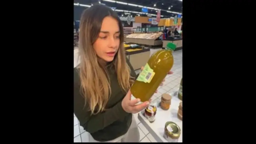 تيكتوكر إسبانية تُذهل بزيت الزيتون المغربي: "نقي وكأنّه للتو عُصر" (فيديو)