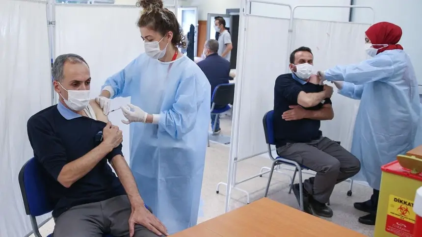 ارتفاع سريع للإصابات بمتحور "كوفيد-19" الجديد في دول عدة.. هل نشهد موجة جديدة من الوباء؟