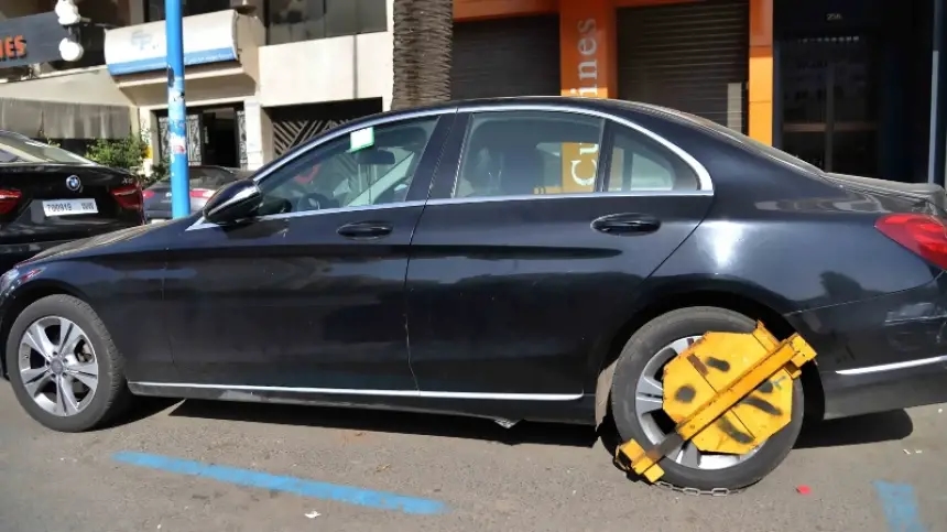 جماعة طنجة تعلن عن اعتماد نظام جديد لعملية ركن السيارات