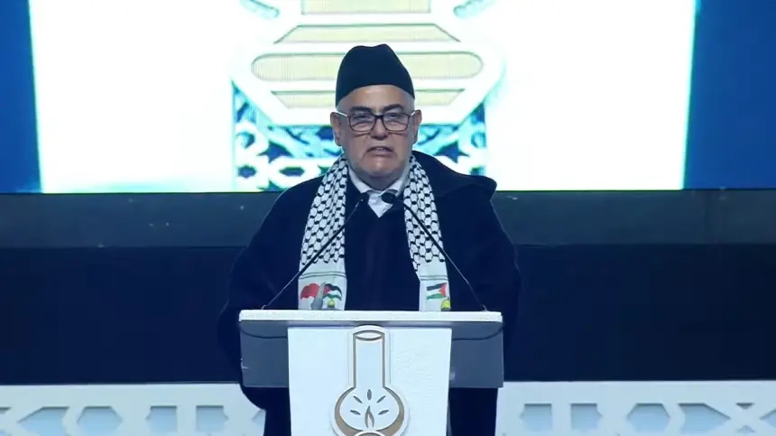 بنكيران يتراجع ويعتذر لماكرون بعد نعته بـ"المدلول"!