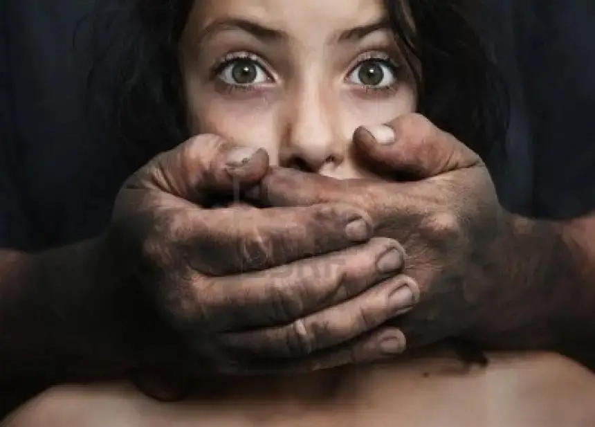 آخر تطورات محاكمة مسنين متهمين باغتصاب طفلة نتج عنه حمل بقلعة السراغنة