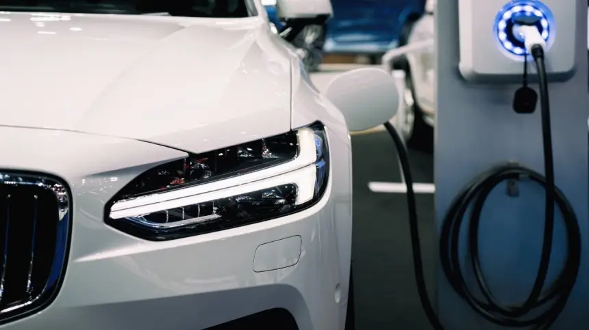 "الملكية المغربية للإنجاد" تواكب ثورة التنقل الأخضر بعرض RMASSIST'ECO DRIVE المبتكر