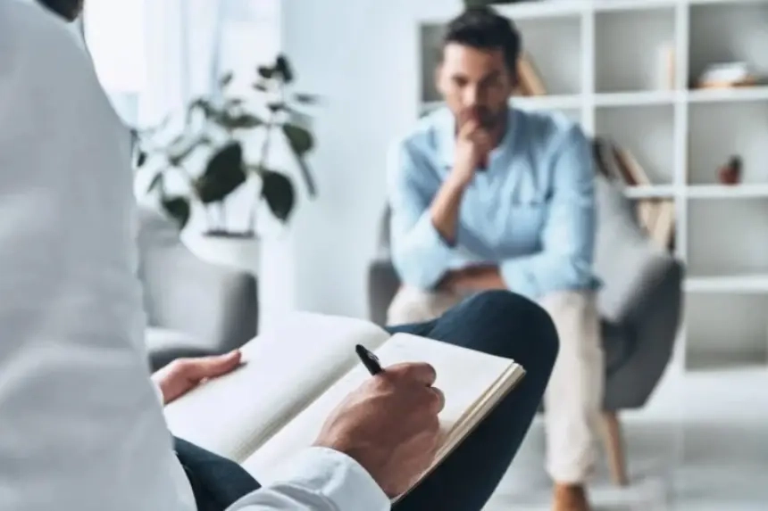 تراجع الاعتماد على الأدوية النفسية لصالح العلاج بالتحدث