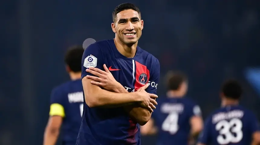 دوري الأبطال..حكيمي يهز الشباك ويقود باريس سان جيرمان إلى المربع الذهبي رغم الخسارة أمام أستون فيلا