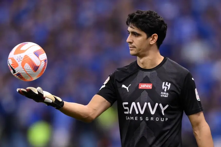 بونو يتألق مجددا ويقود الهلال السعودي إلى ثمن نهائي مونديال الأندية (فيديو)