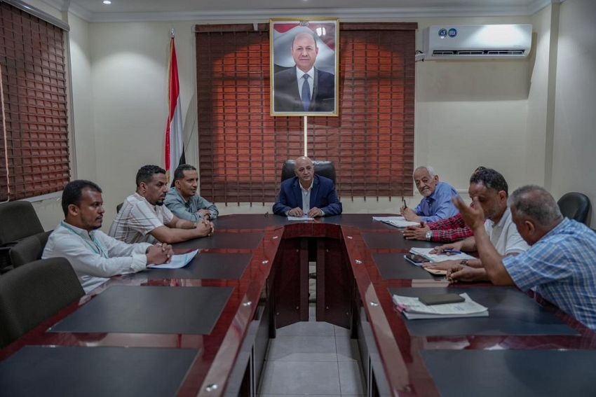 الوزير الشرجبي يوقع مع "مسلم هاندز" اتفاقية لإعادة تأهيل مصادر مياه في أبين