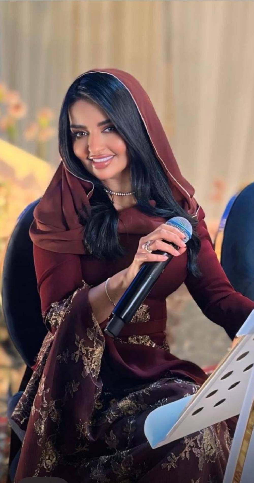 «استباحوا جروحي».. أغنية جديدة