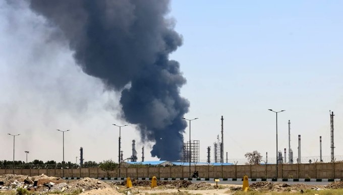 ضربات جديدة على إيران... الحكومة الإيرانية: يمكن الاحتماء في المساجد والمدارس ومترو الأنفاق