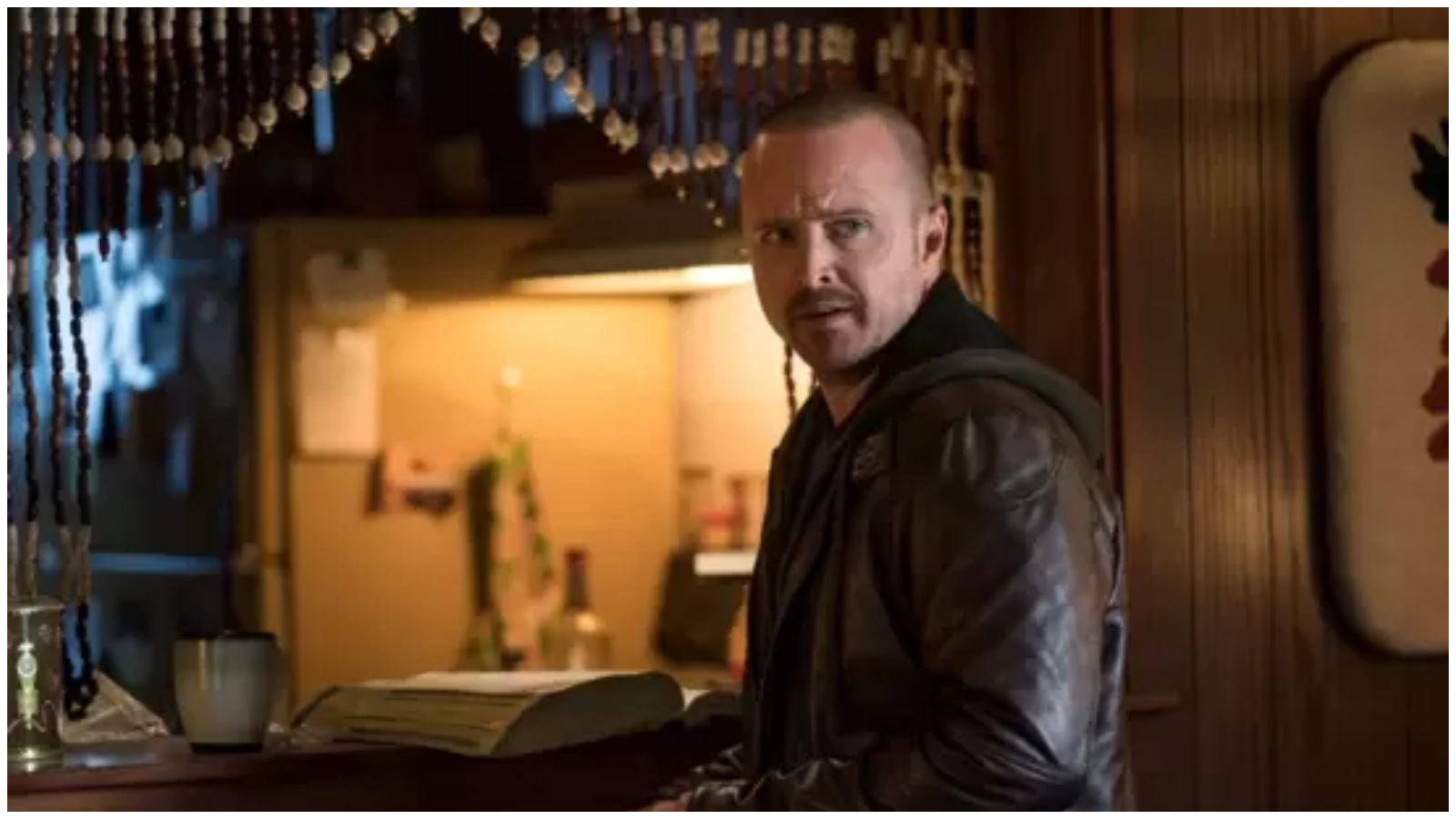 #اخبار الفن نجم Breaking Bad آرون بول يكشف أنه ما يزال يتلقى الشتائم من الجمهور بسبب دوره
