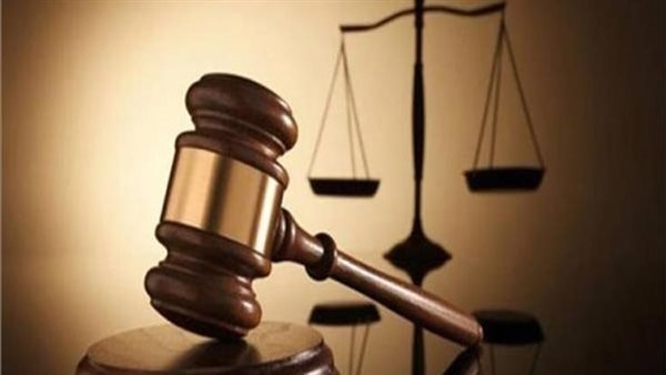 السجن المشدد 15 سنة لـ3 متهمين في الاتجار بالمخدرات وحيازة سلاح بالسلام