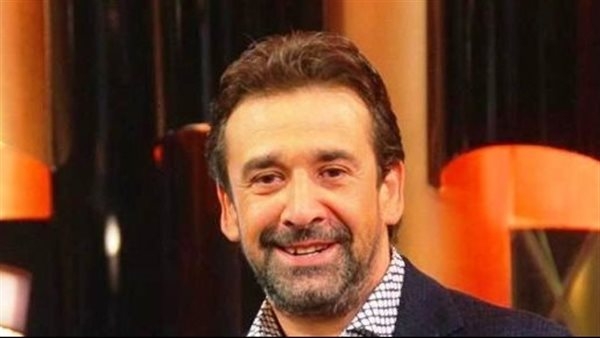 كريم عبد العزيز يعود إلى المسرح بمسرحية "الباشا" ضمن فعاليات موسم جدة