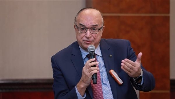 السفير محمود كارم: " القومي لحقوق الإنسان"  يثمن الدور الريادي للفن في دعم القيم الإنسانية
