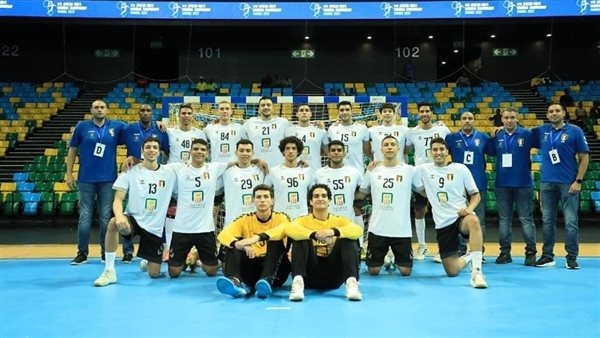 وصول بعثة منتخب شباب اليد إلى بولندا لخوض بطولة العالم