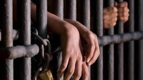 بعد ضبطهما بأسلحة نارية وذخائر.. قرار ضد عنصرين جنائيين بالمرج