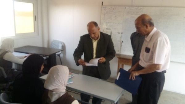 وكيل تعليم مطروح يتابع مسار العملية التعليمية بمدارس براني