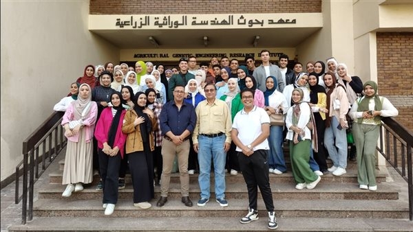 'البحوث الزراعية' يستعرض أنشطة معهد بحوث الهندسة الوراثية خلال أسبوع