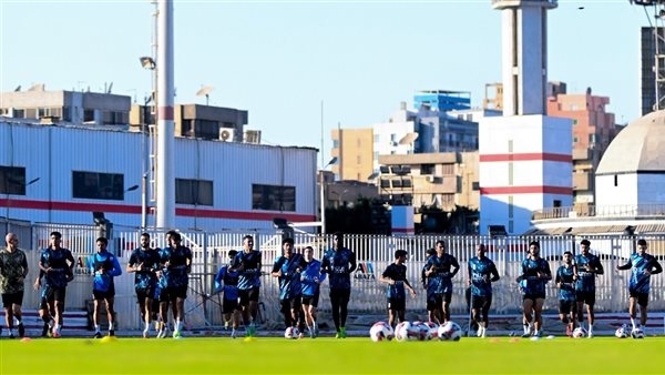 فقرة بدنية خاصة لبدلاء الزمالك فى مواجهة فاركو