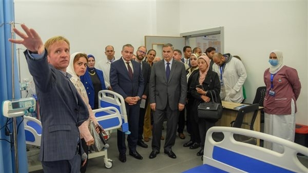 محافظ الإسكندرية يفتتح مشروعين في المنتزه
